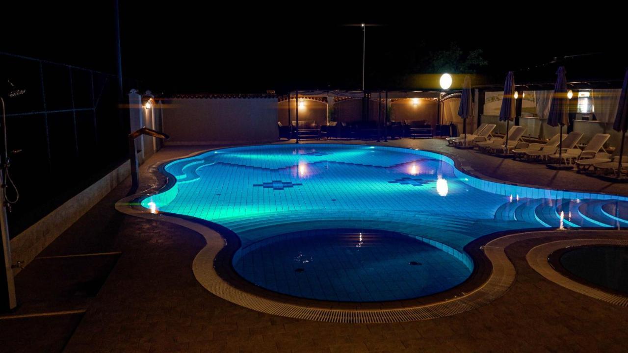 Hotel Villa Letan Fazana Exterior photo